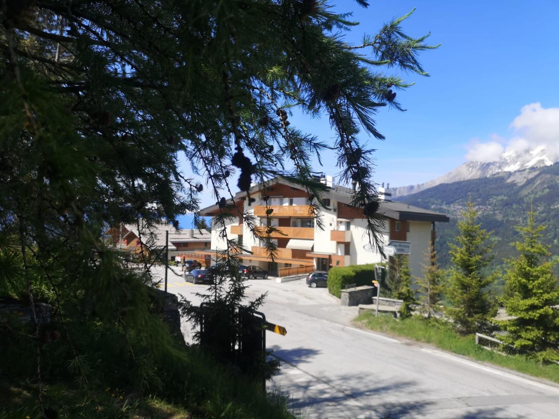Apartment 42 Crans-Montana Bagian luar foto